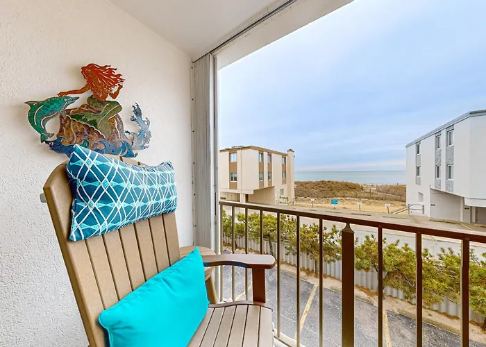 Apartment Wave Watcher 204